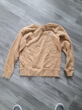 Mens Reebok cream/peach/beige pullover sweatshirt - no pockets - size s